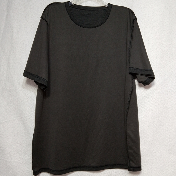 Reebok Men's Short Sleeve T-Shirt Size XXL Black/Gray - Picture 4 of 5